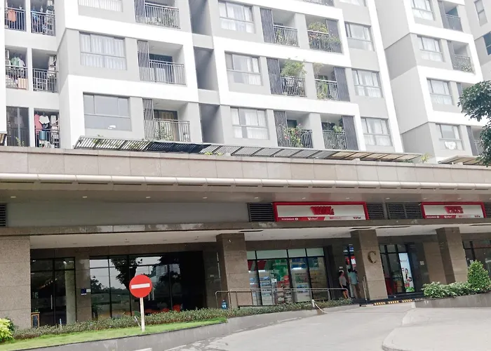 Botanica Premier 2 Bedrooms - Near The Airport